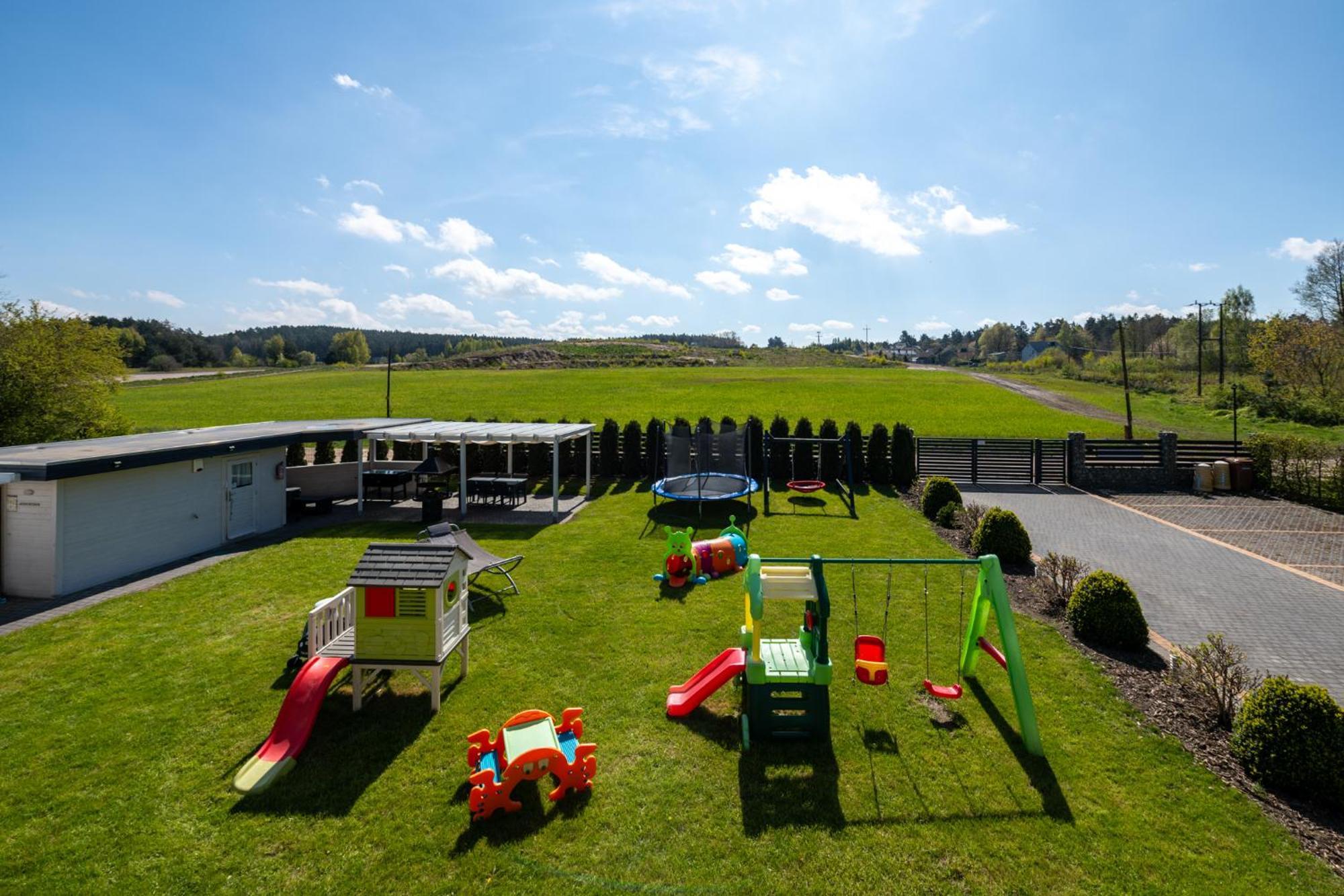 Niebianskie Zacisze-domki Z Sauna I Basenem Holiday home *